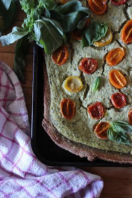 Cuillère et saladier : Pizza à la crème de courgette (vegan) Cuillère et saladier : Pizza à la crème de courgette (vegan)