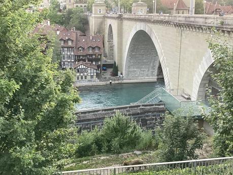 La Suisse - La Très jolie ville de Berne 