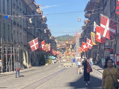 La Suisse - La Très jolie ville de Berne 
