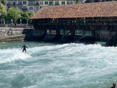 La Suisse - Le lac de Thoune ou Thun