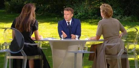 Emmanuel Macron persiste et signe !