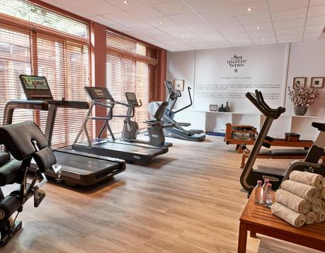 L’hôtel Ermitage Evian : détente dans un parc face au lac Léman L’hôtel Ermitage Evian : détente dans un parc face au lac Léman