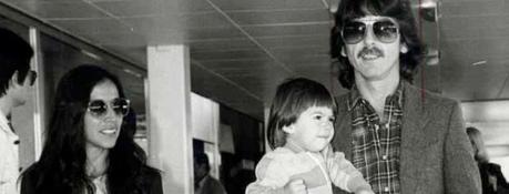 Olivia, la femme de George Harrison, a déclaré que son mari n’hésitait pas à raconter des choses à leur fils Dhani. George ne s'est pas retenu de dire à Dhani des choses importantes