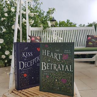 The heart of betrayal ~ Tome 2 de Mary E.Pearson