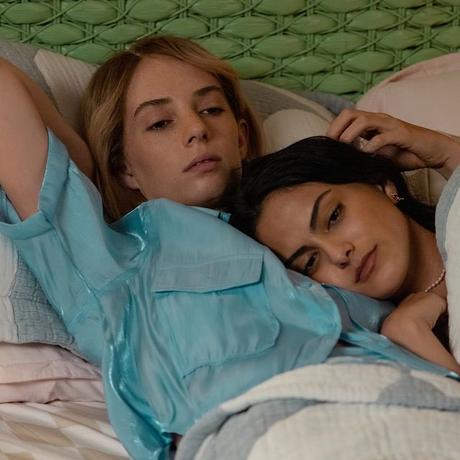 Premières images officielles pour Do Revenge de Jennifer Kaytin Robinson