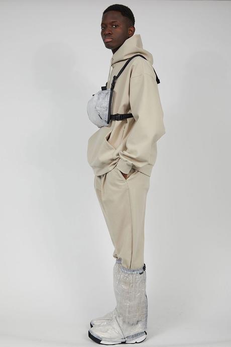 Meanswhile dévoile « Overprotection », sa collection FW22 Meanswhile dévoile « Overprotection », sa collection FW22