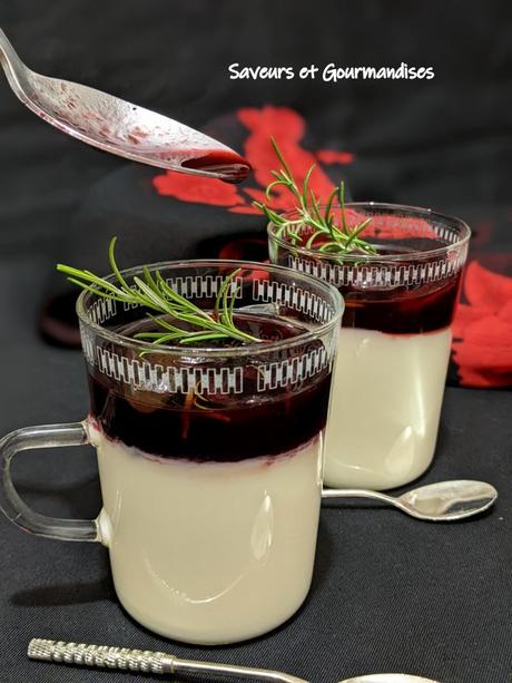 Muhallabieh au sirop de cerises et d'hibiscus.