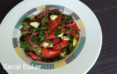 Salade de pourpier, tomate et concombre au zaatar