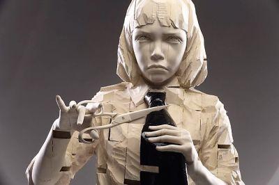 Sculptures bois par Gehard Demetz