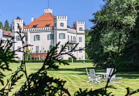 Wanderung in Possehofen unter der Sonne von Sisi —38 Bilder / 38 photos — Promenade à Possenhofen sous le soleil de Sissi