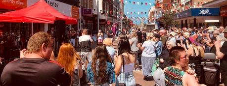 Le 60e anniversaire du premier concert des Beatles célébré à Rhyl Le 60e anniversaire du premier concert des Beatles célébré à Rhyl