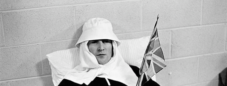 Pourquoi Elvis Presley n’aimait pas John Lennon Elvis Presley est considéré comme l'une des icônes culturelles les plus importantes du 20e siècle grâce à sa carrière musicale et théâtrale réussie. En plus de son talent artistique, le musicien est largement connu pour son service militaire pour lequel il a toujours été enthousiaste.