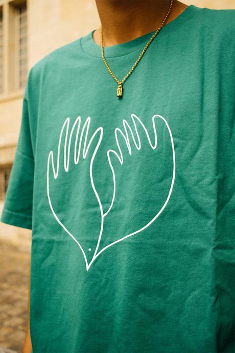 Uniqlo rassemble des artistes et athlètes autour de sa collection « Peace for All » Uniqlo rassemble des artistes et athlètes autour de sa collection « Peace for All »