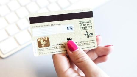 Cartes à cryptogramme visuel dynamique et cartes bancaires virtuelles