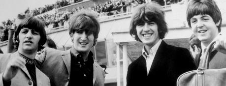 Pourquoi George Harrison est resté dehors lors de la rencontre entre les Beatles et Elvis Presley ?