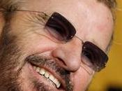 Comment maladie mortelle permis Ringo Starr d’apprendre batterie.