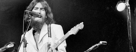 Comment George Harrison a inventé le single de charité avec “Bangla-Desh”.