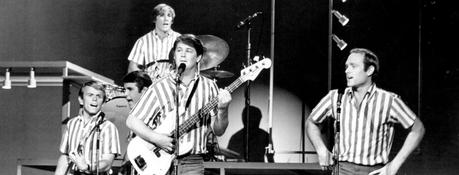 Les Beach Boys regrettent de n’avoir jamais collaboré avec les Beatles Les Beach Boys regrettent de n'avoir jamais collaboré avec les Beatles