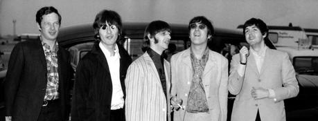 La blague de George Harrison sur Paul McCartney a sauvé la première rencontre des Beatles avec Brian Epstein