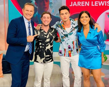 STYLE : Darren Barnet and Jaren Lewison’s shirts in Miami STYLE : Darren Barnet and Jaren Lewison’s shirts in Miami