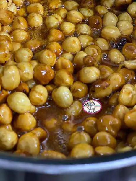 La noisette dans tous ses états: le Dôme noisette La noisette dans tous ses états: le Dôme noisette