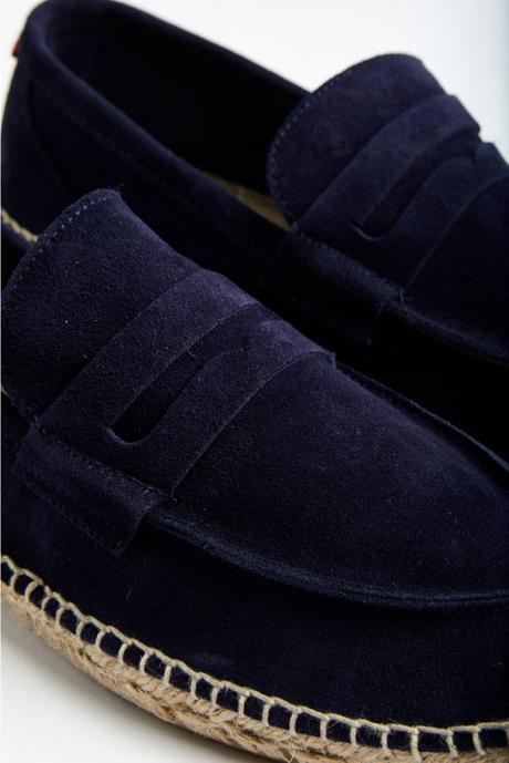 Quelle espadrille homme pour rester élégant pendant les vacances ? Quelle espadrille homme pour rester élégant pendant les vacances ?