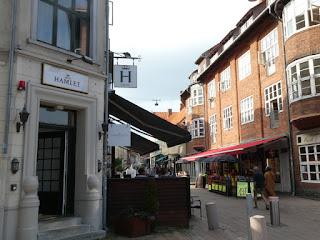 De retour chez Hamlet