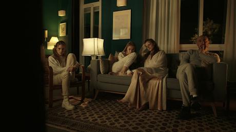 [CRITIQUE] : America Latina