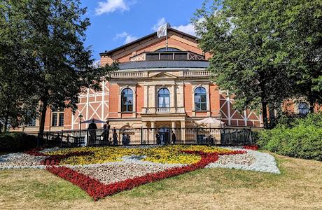 Bayreuth 2022 — Liste récapitulative de mes articles (12 liens) Bayreuth 2022 — Liste récapitulative de mes articles (12 liens)