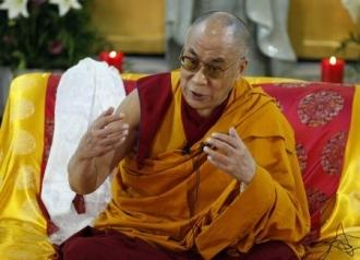 Le dalaï lama en France: Une Chambre « haute » bien basse...