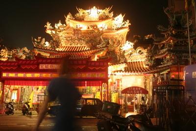Blog de taiwaninside : Taiwan, vue de l'intérieur, Temple au marché de nuit