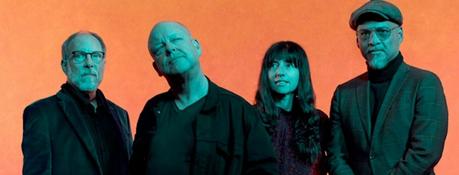 Le batteur des Pixies se souvient de la comparaison avec les Beatles à Coachella et révèle une rockstar inattendue qui s'est avérée être un fan.