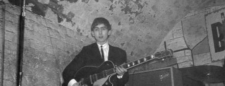 George Harrison a déclaré qu’il serait devenu un ” clochard ” s’il n’avait pas rejoint les Beatles.