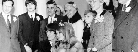George Harrison a dû demander au manager des Beatles, Brian Epstein, la permission d'épouser Pattie Boyd