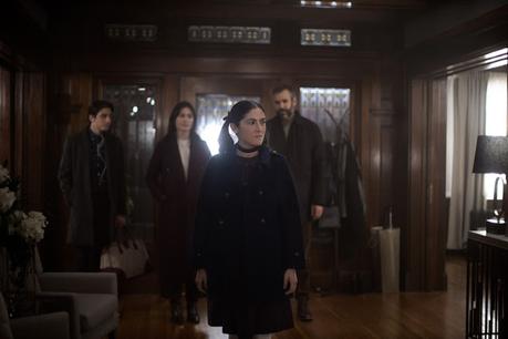 Esther : Le réalisateur William Brent Bell tutoie l'idée d'un troisième film. Esther : Le réalisateur William Brent Bell tutoie l'idée d'un troisième film.