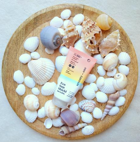 Eco Sun Shield Invisible de SEVENTY ONE PERCENT :  Si vous avez la peau mate à noire, fuyez! 🙅🏽‍♀️🙅🏽‍♀️🙅🏽‍♀️