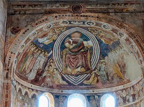 Abbaye romane de Pomposa en Romagne — Reportage photographique —  30 photos