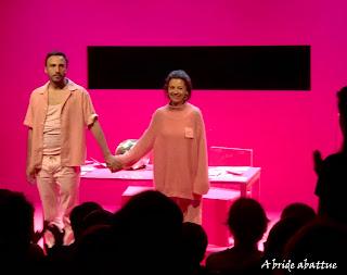 Oublie-moi, adapté, mis en scène et interprété par Marie-Julie Baup et Thierry Lopez à Théâtre Actuel (Avignon 2022)