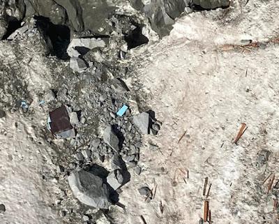 Photos saisissantes, symboles de vie et de mort