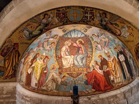 L'abbaye de San Gaudenzio à San Godenzo — 42 photos