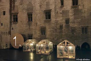 Le moine noir de et mis en mise en scène par Kirill Serebrennikov dans la Cour d’Honneur du Palais des Papes (Avignon 2022)