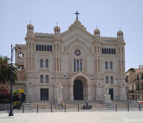 Reggio Calabria - Lungomare, Museo et pranzo da Sottozero Reggio Calabria - Lungomare, Museo et pranzo da Sottozero