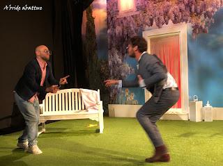 Gazon maudit mis en scène par Hélène Zidi au Théâtre du Roi René (Avignon 2022)