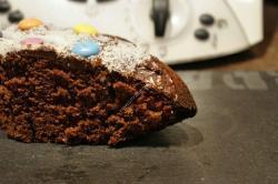 Recette du jour : Gâteau chocolat, noix coco, smarties