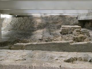 Archéologie bolognaise 1: Sous la bibliothèque