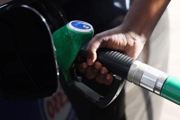 Les conducteurs avertis des prix de l'essence dans les supermarchés, notamment Asda et Tesco