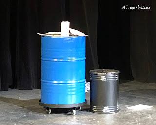 Bien au-dessus du silence de et mis en scène par Violaine Arsac à La Luna (Avignon 2022)