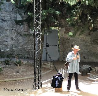 Le Facteur Cheval ou le rêve d’un fou de Nadine Monfils au Théâtre des Halles (Avignon 2022)