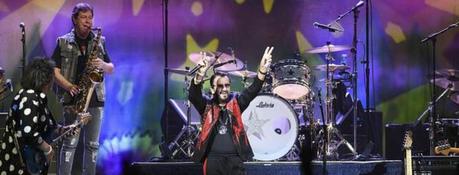 Ringo Starr et son All-Starr Band présentent les tubes des Beatles et bien d’autres à Pittsburgh. Ringo Starr et son All-Starr Band présentent les tubes des Beatles et bien d'autres à Pittsburgh.