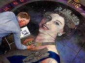 Queen: portrait trottoir craie parmi étonnant rendant hommage